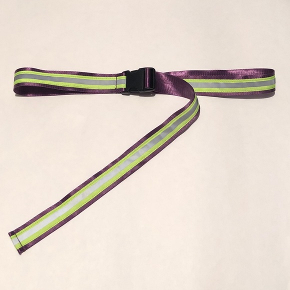 SALE Petals and Peacocks Extended Buckle Belt - Picture 1 of 7